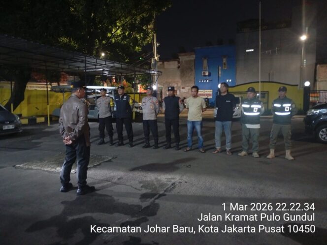
					Apel Patroli Gabungan Tiga Pilar Antisipasi Guantibmas Bulan Ramadhan di Wilkum Polsek Johar Baru