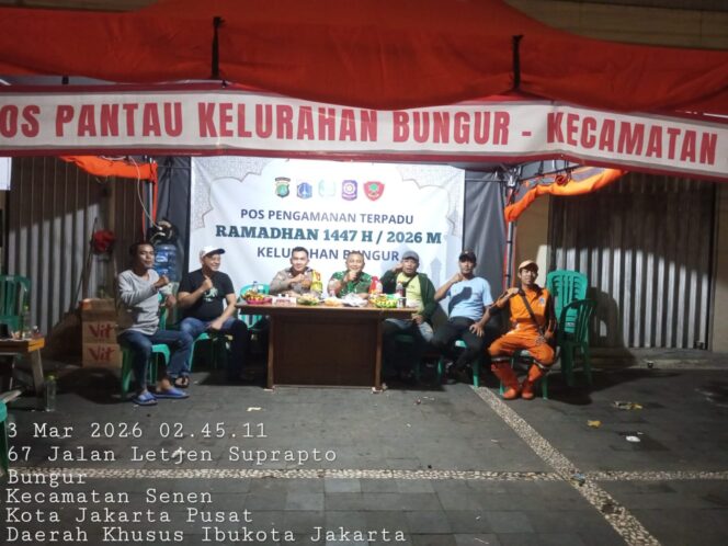 
					Polisi dan Tiga Pilar Gelar Pos Pantau Ramadan di Bungur, Antisipasi Tawuran hingga Perang Sarung