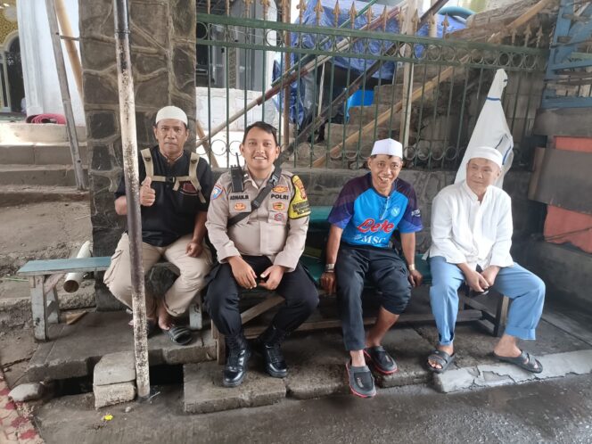 
					Kedekatan Polri Dengan Tokoh Agama di Gunung Sahari Utara, Perkuat Sinergi Kamtibmas Selama Ramadhan