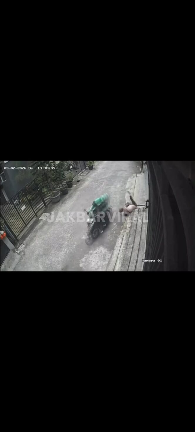 
					Gagal Jambret Tas Lansia hingga Terjatuh, Pria di Jelambar Diringkus Polisi