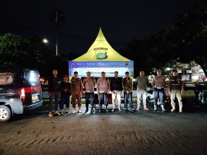 
					Patroli Jaga Jakarta Malam Ramadhan, Polri Siaga Cegah Tawuran dan Kejahatan Jalanan