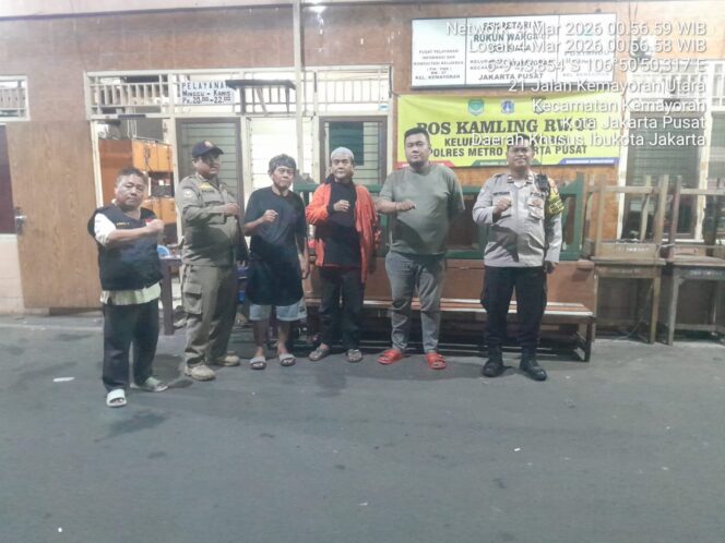 
					Langkah Sunyi Polri di Malam Ramadhan, Menguatkan Rasa Aman Warga Kemayoran