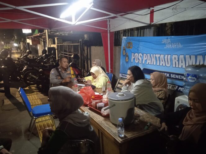 
					Tiga Pilar dan Warga Kenari Gelar Pemantauan di Pos Pantau Ramadhan untuk Antisipasi Tawuran