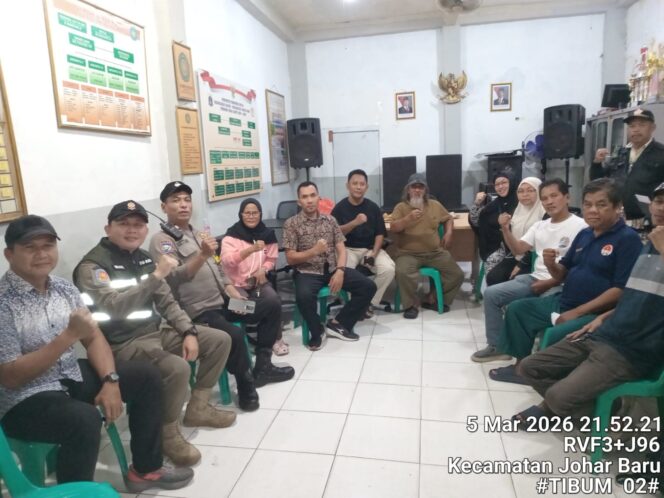 
					Perkuat Keamanan Wilayah, Tiga Pilar Galur Patroli Pos Pantau Ramadhan di RW 02