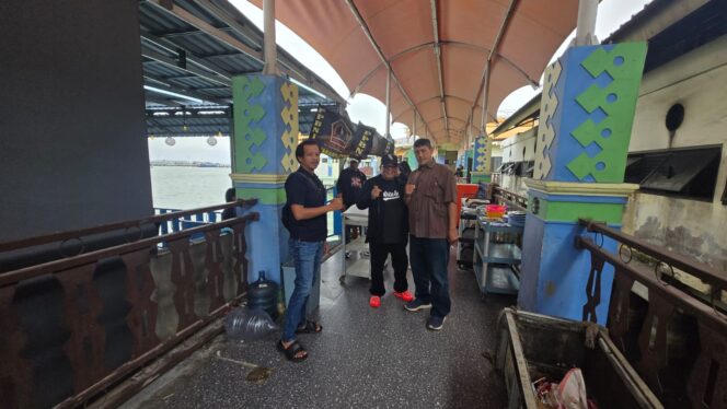
					AKP Gandung Wakili Polda Metro Jaya Gelar Silaturahmi dengan PPBNI di Resto Apung Pluit, Perkuat Sinergi Kamtibmas