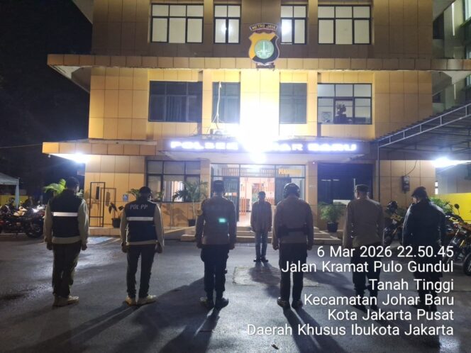 
					Apel Tiga Pilar Johar Baru Siaga di Malam Ramadhan, Patroli Gabungan Antisipasi Gangguan Kamtibmas