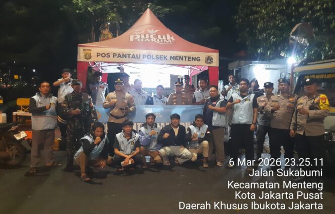 
					Menteng Siaga Ramadhan, Patroli Gabungan Tiga Pilar Jaga Malam di Menteng Tenggulun
