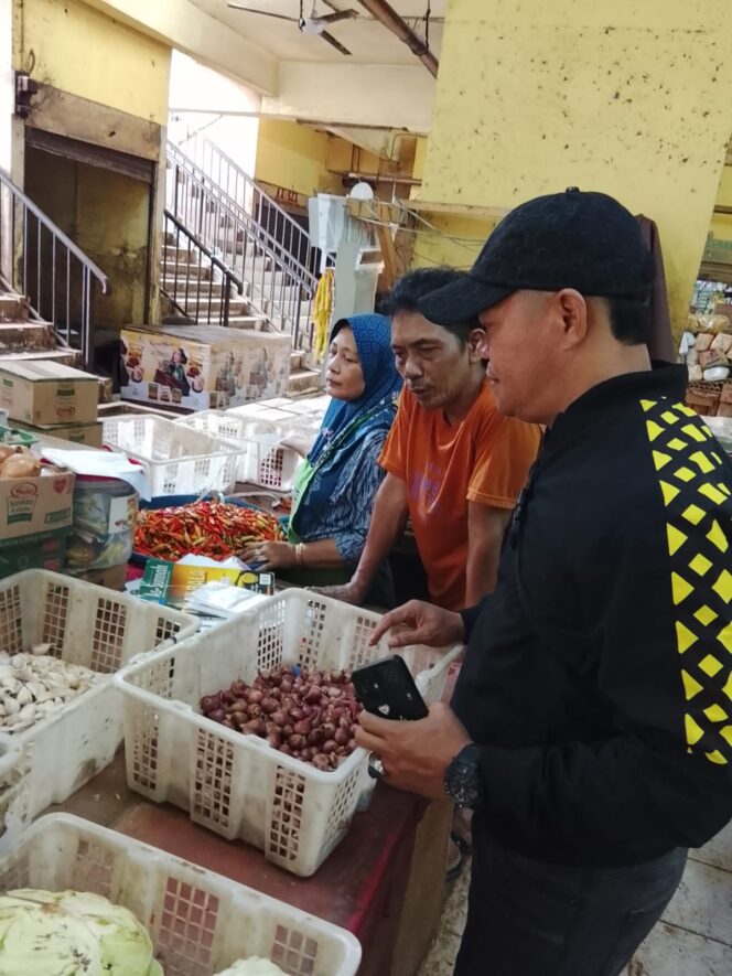 
					Jaga Ulah Spekulan dan Penimbunan Satgas Saber Polres Jakarta Pusat Monitoring Harga dan Ketersediaan Bahan Pokok Pasar