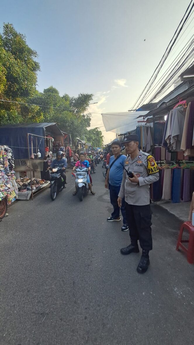 
					Mengawal Keberkahan Ramadhan, Polri Monitoring Pasar Tumpah Takjil di Kemayoran