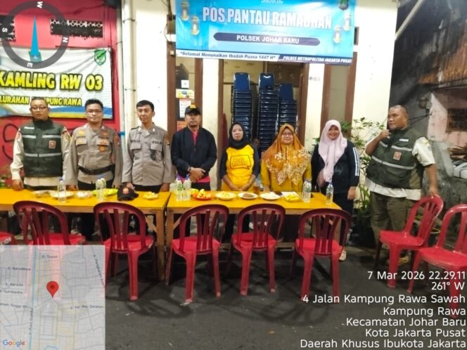 
					Tingkatkan Kewaspadaan Malam Ramadhan, Polisi Siaga di Pos Pantau Kampung Rawa