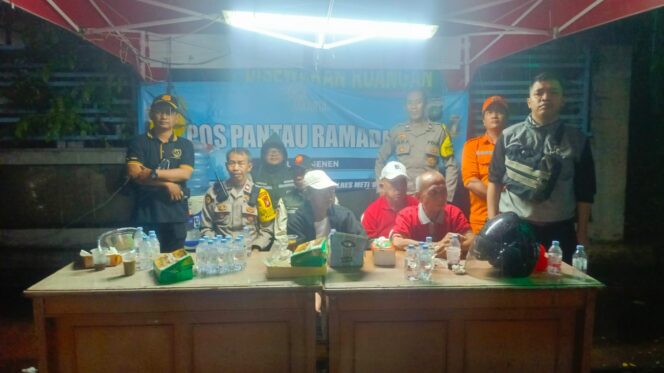 
					Polsek Senen Siagakan Pos Pantau Ramadhan di Paseban, Antisipasi Gangguan Kamtibmas Jelang Sahur