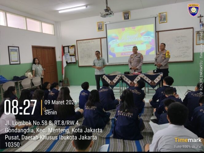 
					Polisi Masuk Sekolah, Polsek Metro Menteng Edukasi Bahaya Tawuran dan Pentingnya Keberagaman