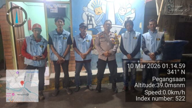 
					Sambang Dinihari Bhabinkamtibmas Pegangsaan dan Satgas Gen Z Perkuat Satkamling Cegah Tawuran