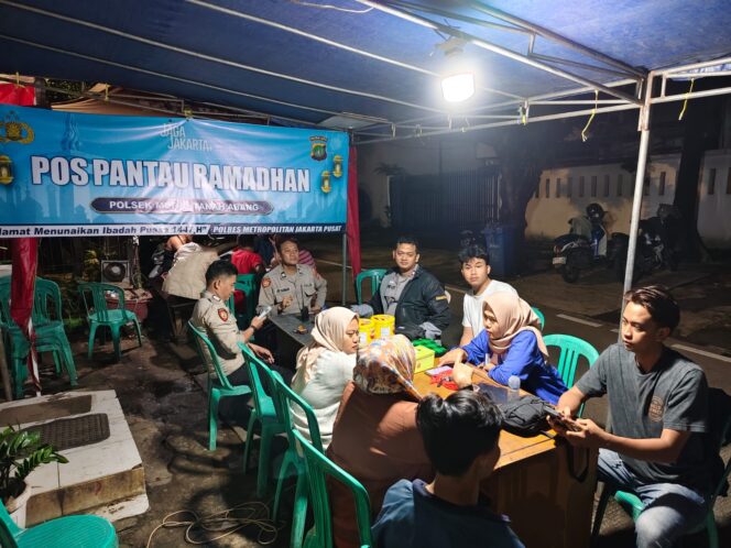 
					Polsek Metro Tanah Abang Laksanakan Monitoring Pos Pantau Ramadhan 1447 H Malam Ke-21 di RW 09 Petamburan, Antisipasi Tawuran Menjelang Sahur