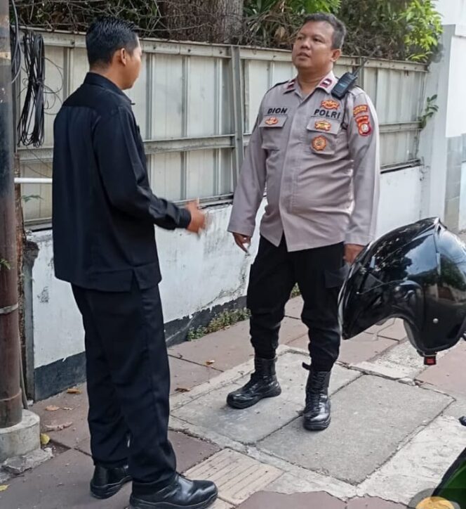 
					Patroli Motor Menteng Hadir Bersama Sahabat Patroli Polisi di Jalan Cemara Menteng