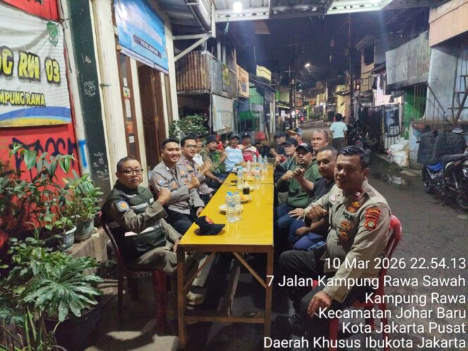 
					Malam Ramadhan, Pos Pantau Jalan T Kampung Rawa Perkuat Sinergi Jaga Kamtibmas