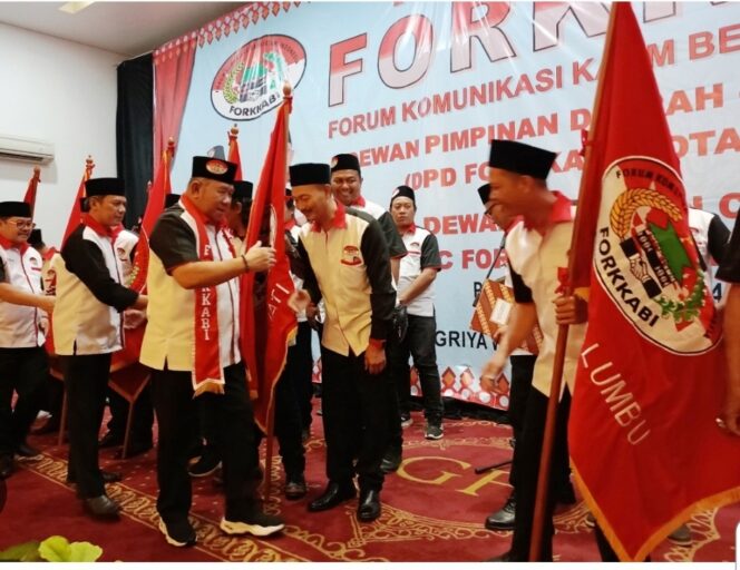 
					FORKKABI : KEDUDUKAN POLRI DIBAWAH PRESIDEN MERUPAKAN AMANAT KONSTITUSI