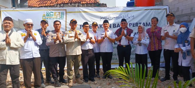
					Semangat Ramadhan Penuh Kebersamaan, Bhabinkamtibmas Kemayoran Hadiri Peletakan Batu Pertama Renovasi Masjid Al-Barokah