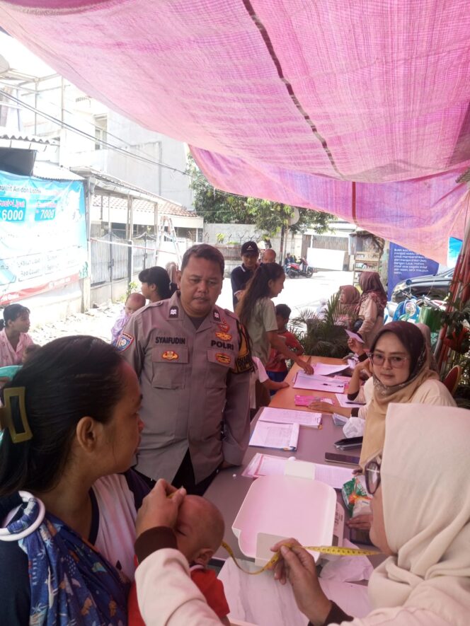 
					Polisi Hadir Dalam Monitoring Posyandu Balita dan Lansia di Karang Anyar