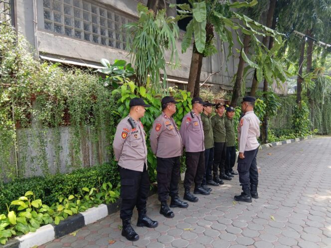 
					Polsek Tanah Abang Gelar Apel Pelayanan Aksi Unjuk Rasa di Dinas Pertamanan dan Hutan Kota