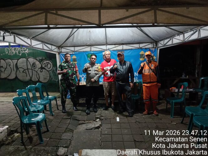 
					Polisi dan Tiga Pilar Pantau Posko Ramadan di Senen, Antisipasi Tawuran dan Gangguan Kamtibmas