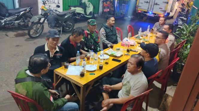 
					Sinergis Tiga Pilar dan Warga, Pos Pantau Ramadhan Kampung Rawa Perkuat Keamanan Lingkungan