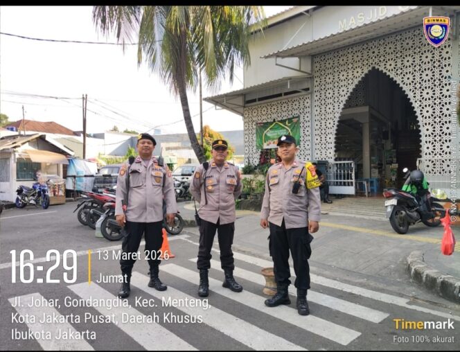 
					Pasar Takjil Ramadhan Ramai, Polsek Metro Menteng Perketat Pengamanan di Masjid Cut Nyak Dien