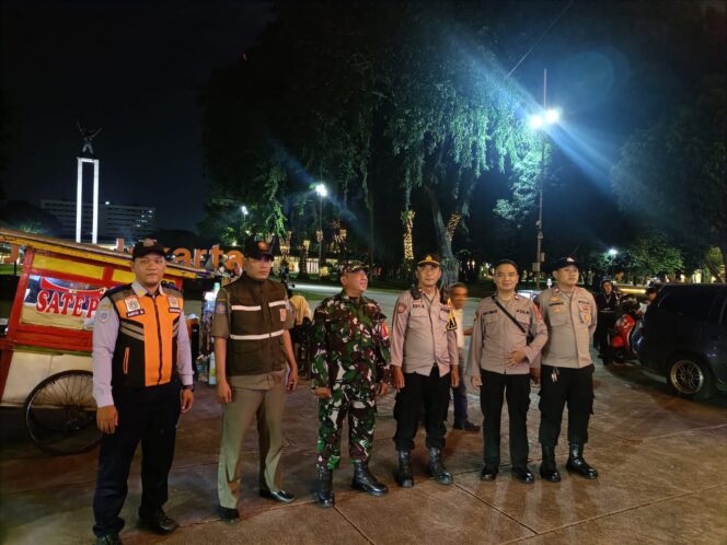 
					Patroli Ramadhan” 3 Pilar Sawah Besar” Cegah gangguan Kamtibmas Di Jalanan Jelang Sahur