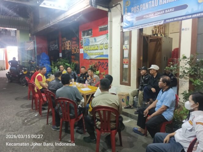 
					Patroli Tiga Pilar Sambangi Pos Pantau Ramadhan di Johar Baru, Pastikan Wilayah Aman dan Kondusif