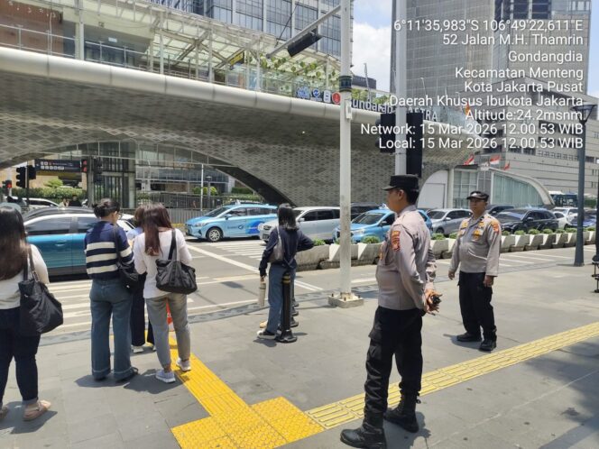 
					Patroli Humanis di Bundaran HI, Polisi Imbau Warga Waspada Jambret dan Copet