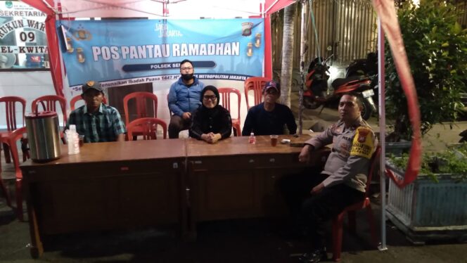 
					Polisi dan Unsur Kelurahan Gelar Pos Pantau Ramadan di Kwitang, Antisipasi Tawuran