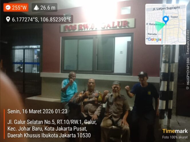
					Kapolsubsektor Galur Patroli Dialogis, Ajak Warga RW 001 Cegah Tawuran Saat Ramadhan