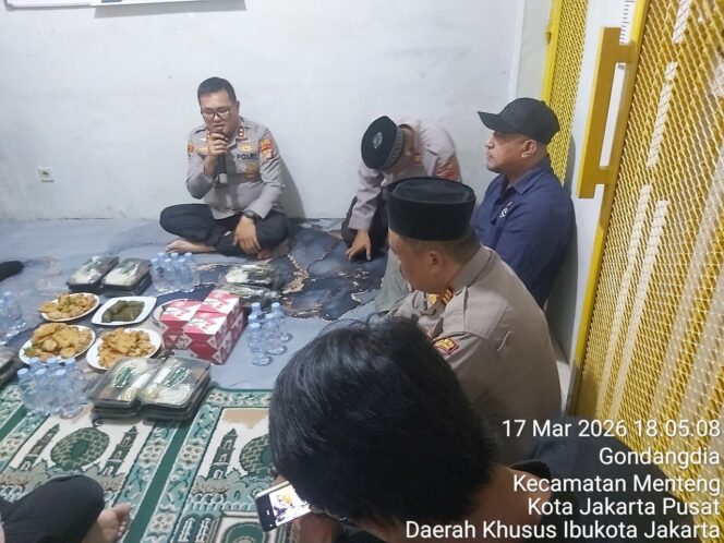 
					Buka Puasa Bersama Tahanan, Polsek Metro Menteng Perkuat Nilai Kemanusiaan di Bulan Ramadan