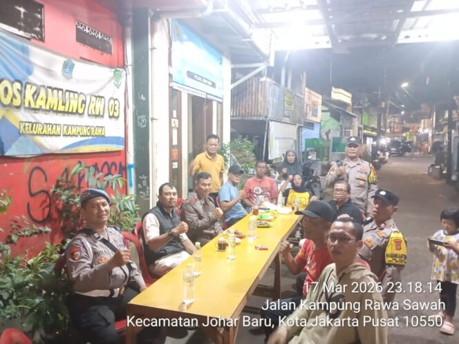 
					Tiga Pilar Cek Pos Pantau Ramadhan di Kampung Rawa, Pastikan Situasi Kamtibmas Kondusif