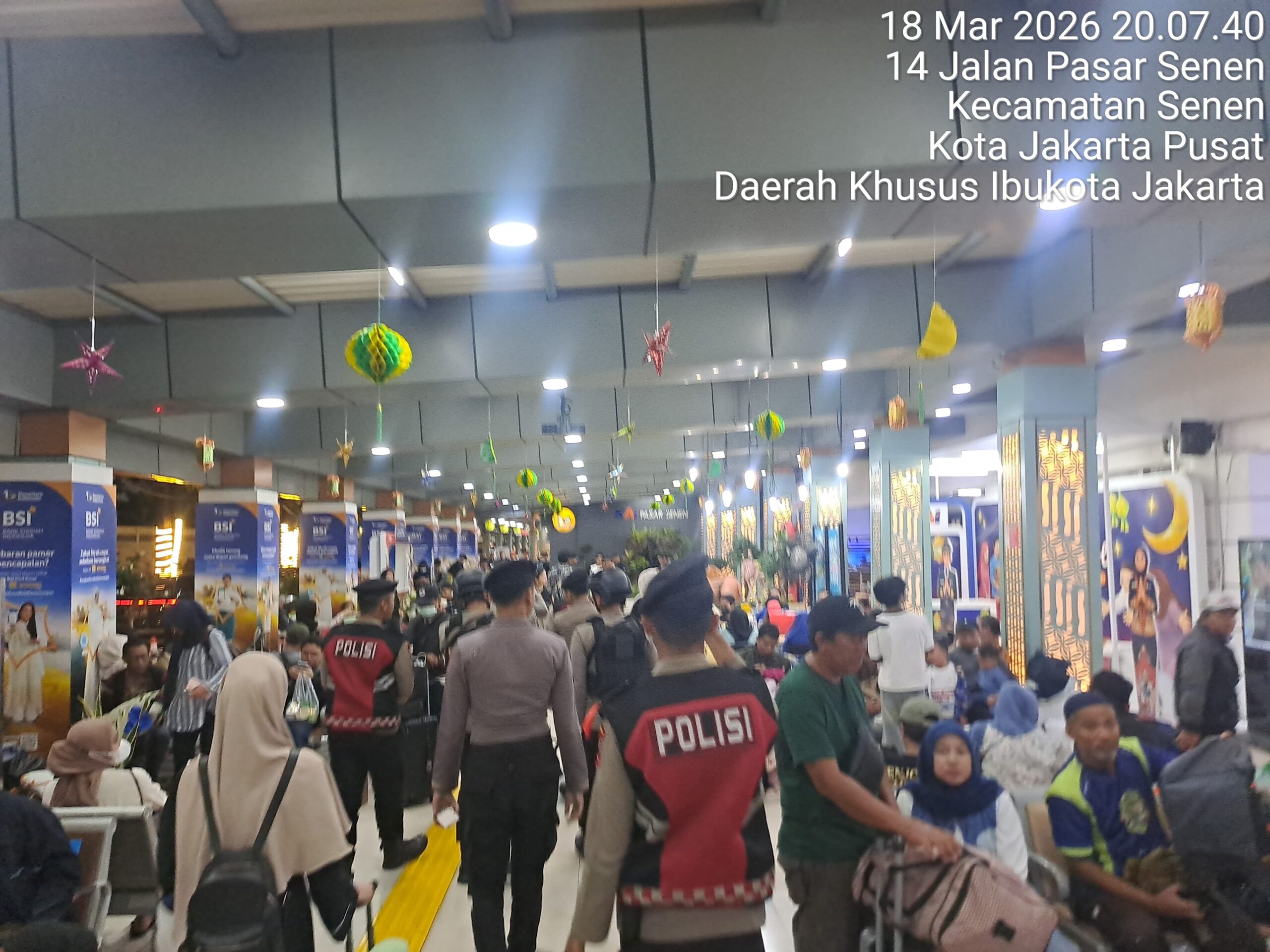 Patroli Jalan Kaki Ditingkatkan, Situasi Stasiun Pasar Senen Terpantau Aman dan Kondusif