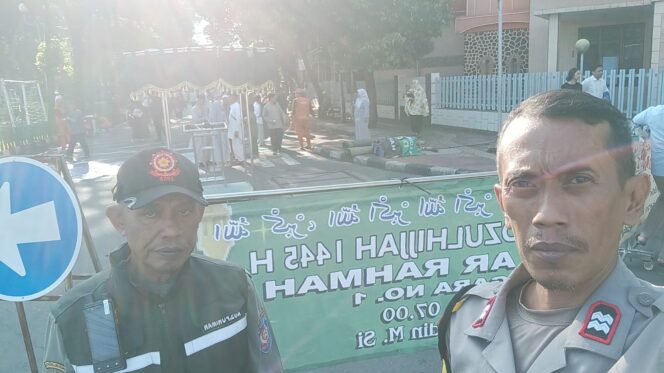 
					Pengamanan Salat Idul Fitri di Masjid Ar Rahmah Paseban Berlangsung Aman dan Kondusif