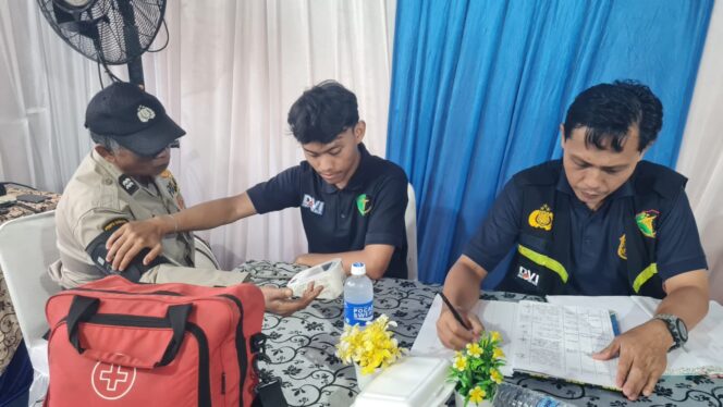 
					Jaga Kesiapan Personel, Dokkes Polres Metro Jakarta Utara Laksanakan Pelayanan dan Pengecekan Kesehatan