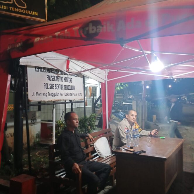 
					Bhabinkamtibmas Menteng Intensifkan Pemantauan di Pos Pantau Menteng Tenggulun