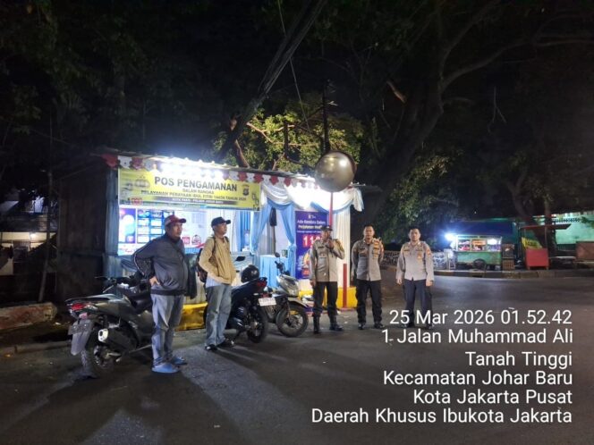 
					Patroli Cipta Kondisi, Polsek Johar Baru Antisipasi Gangguan Kamtibmas Dini Hari