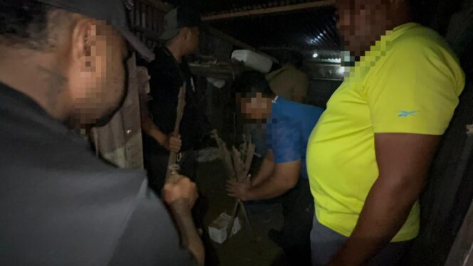 
					SATGAS DAMAI CARTENZ UNGKAP JARINGAN AMUNISI ILEGAL DI JAYAPURA, SEJUMLAH TERSANGKA DIAMANKAN