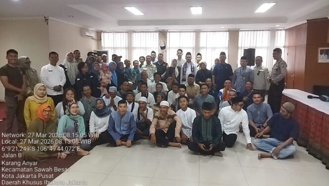 
					Bhabinkamtibmas Hadiri Halal Bihalal, Perkuat Sinergi Tiga Pilar di Karang Anyar