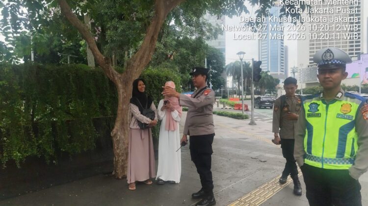 Polisi Sapa Warga di Kawasan Mh Thamrin, Patroli Dialogis Tekan Aksi Kejahatan Jalanan