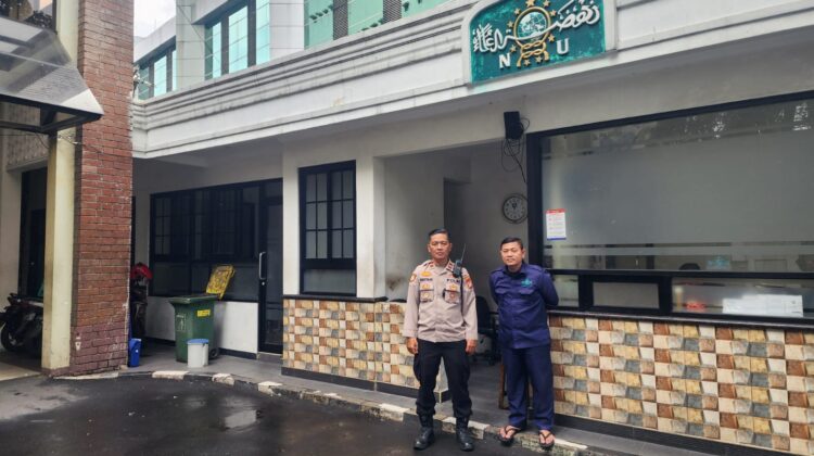 Patroli Samapta Polsek Senen Sambangi Kantor PBNU, Situasi Aman dan Kondusif