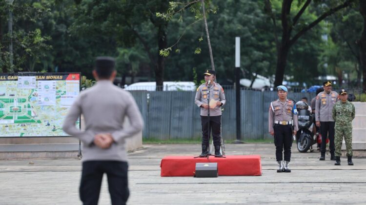 Wakapolda PMJ Minta Personel Layani Warga Secara Humanis di Pasar Murah Monas