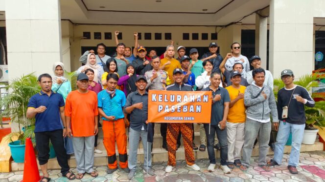 
					Pendampingan Warga Paseban Ikuti Pembagian Sembako Presiden di Monas