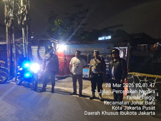 
					Patroli Cipta Kondisi, Polisi Pastikan Wilayah Johar Baru Aman dan Kondusif