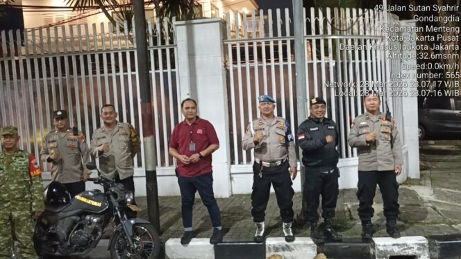 
					Patroli Pasca Lebaran, Tiga Pilar Menteng Amankan Jalan Teuku Umar