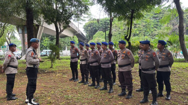 Kanit Propos Pimpin Apel Pelayanan Pembagian Sembako di Monas, 37 Personel Dikerahkan