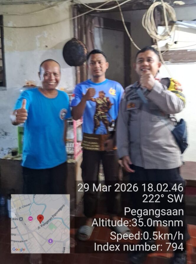 
					Pasca Lebaran, Bhabinkamtibmas Pegangsaan Tingkatkan Patroli Keamanan di Jalan Diponegoro