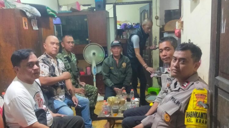 Sambang dan Halal Bihalal, Polisi Perkuat Sinergi dengan Tokoh Masyarakat di Kramat Senen
